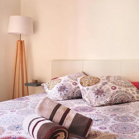 Le Chapitre Spacieux - Parking En Fermee Apartment