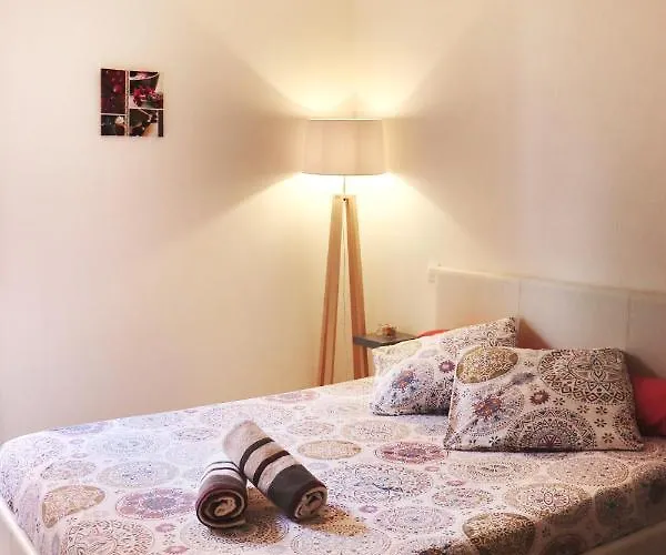 Le Chapitre Spacieux - Parking En Fermee